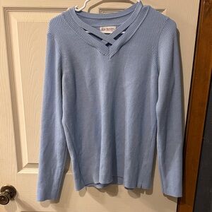 Kim Rogers V-Neck Sweater in Soft Blue
